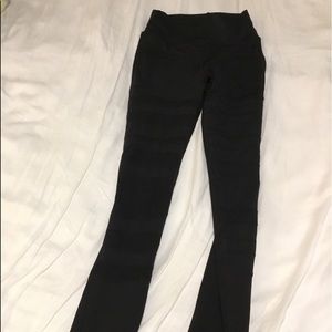 Leggings with sheer stripes